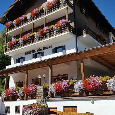 Hotel Alla Rocca Varena Eksteriør billede
